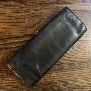 Hobo Black Clutch